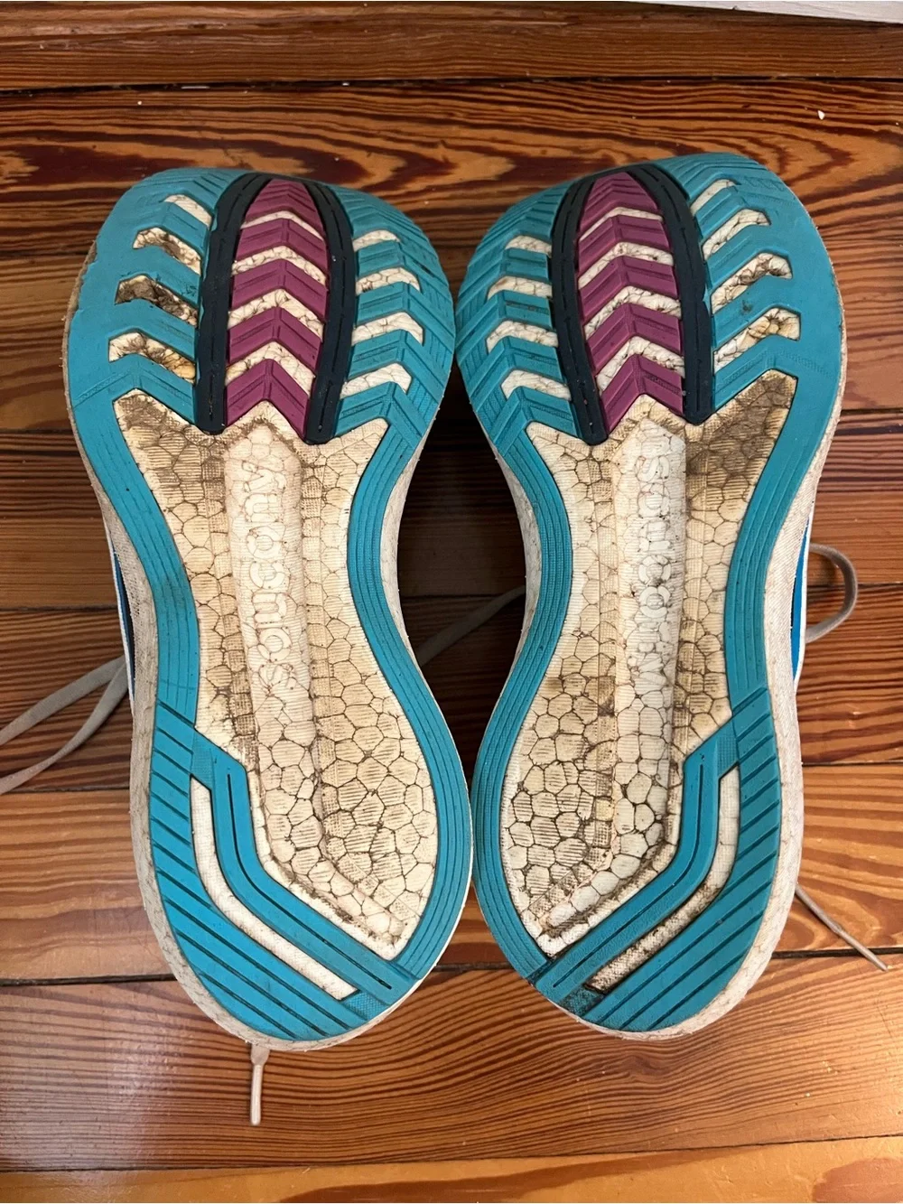 Saucony Endorphin Pro 2 sneakers